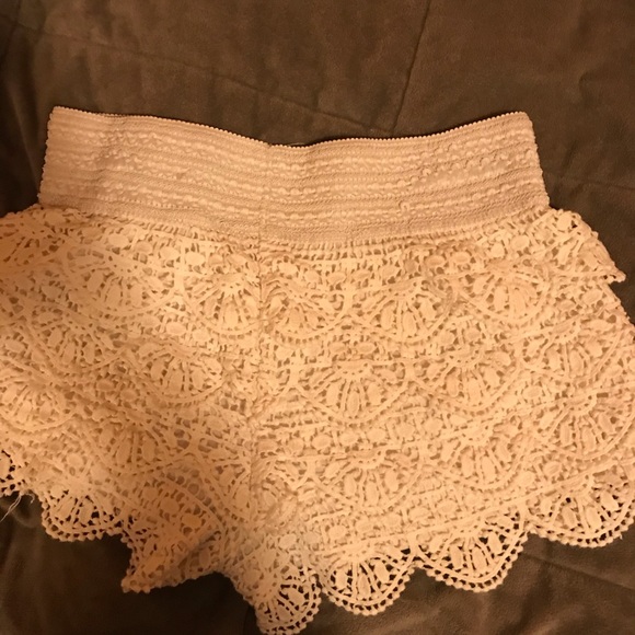 Shorts - Picture 3 of 3